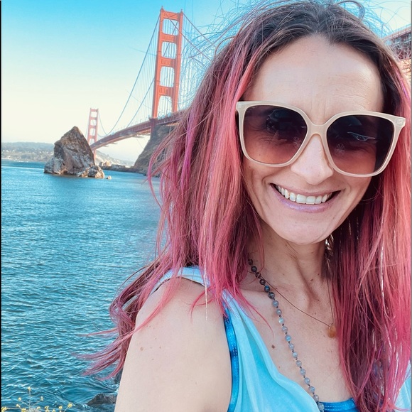 Meet your Posher, Tiffany - Picture 12 of 17